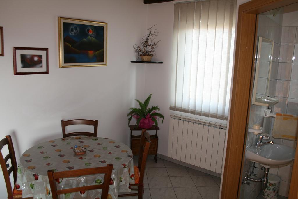 Apartment Pokrajac Rovinjsko Selo Szoba fotó